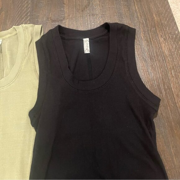 Intimately, free people tanks (2) - Picture 2 of 2